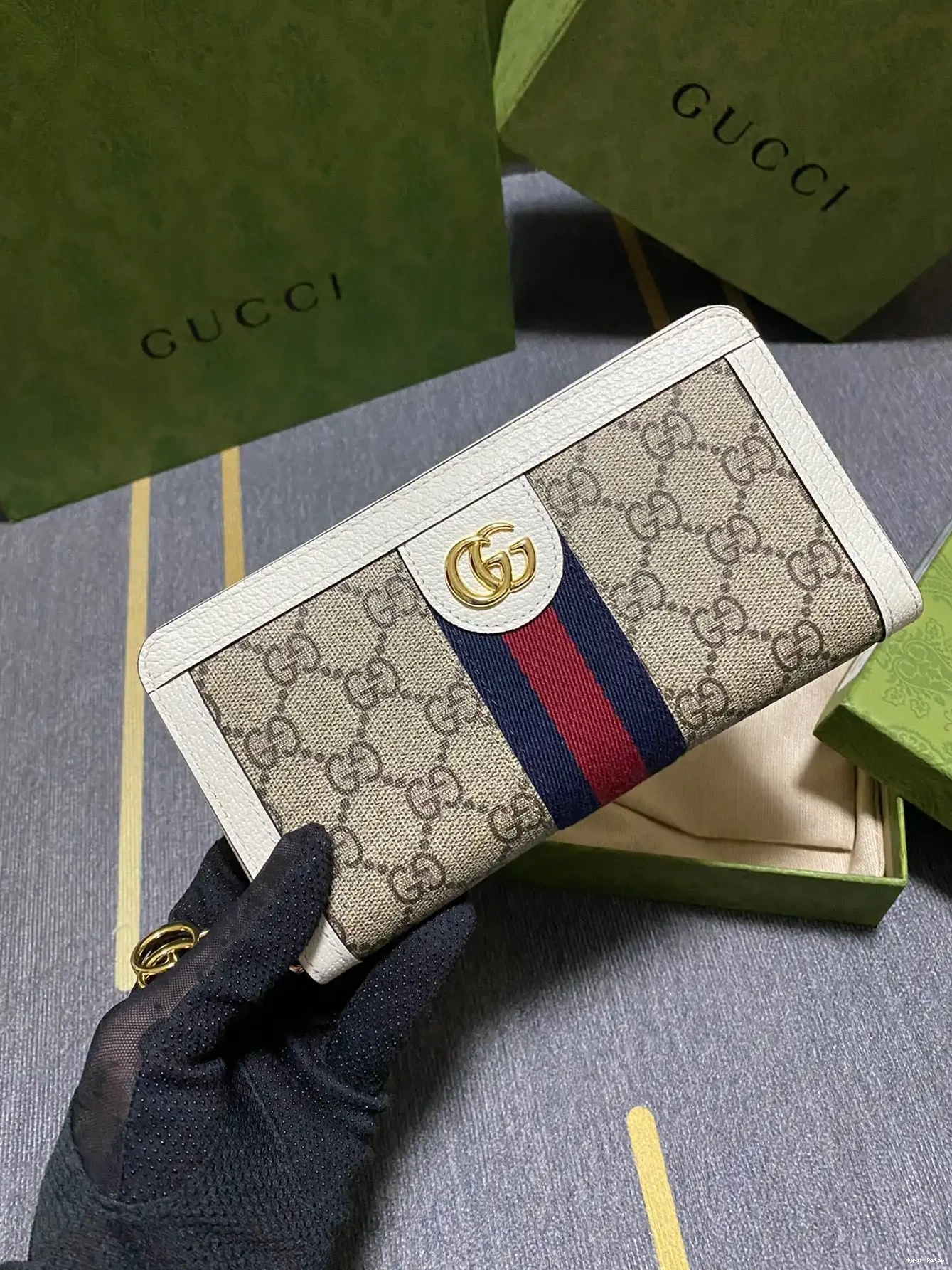 Gucci wallet GG Ophidia zip around 0602